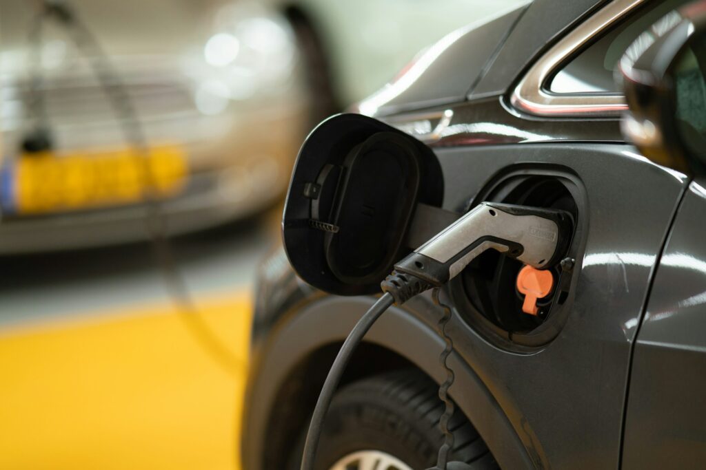 Read more about the article Auto Insurance for Electric Vehicles: Unique Coverage Needs